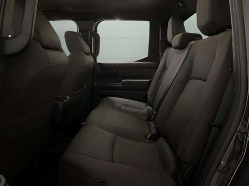 Used 2025 Toyota Tacoma SR5 image 61