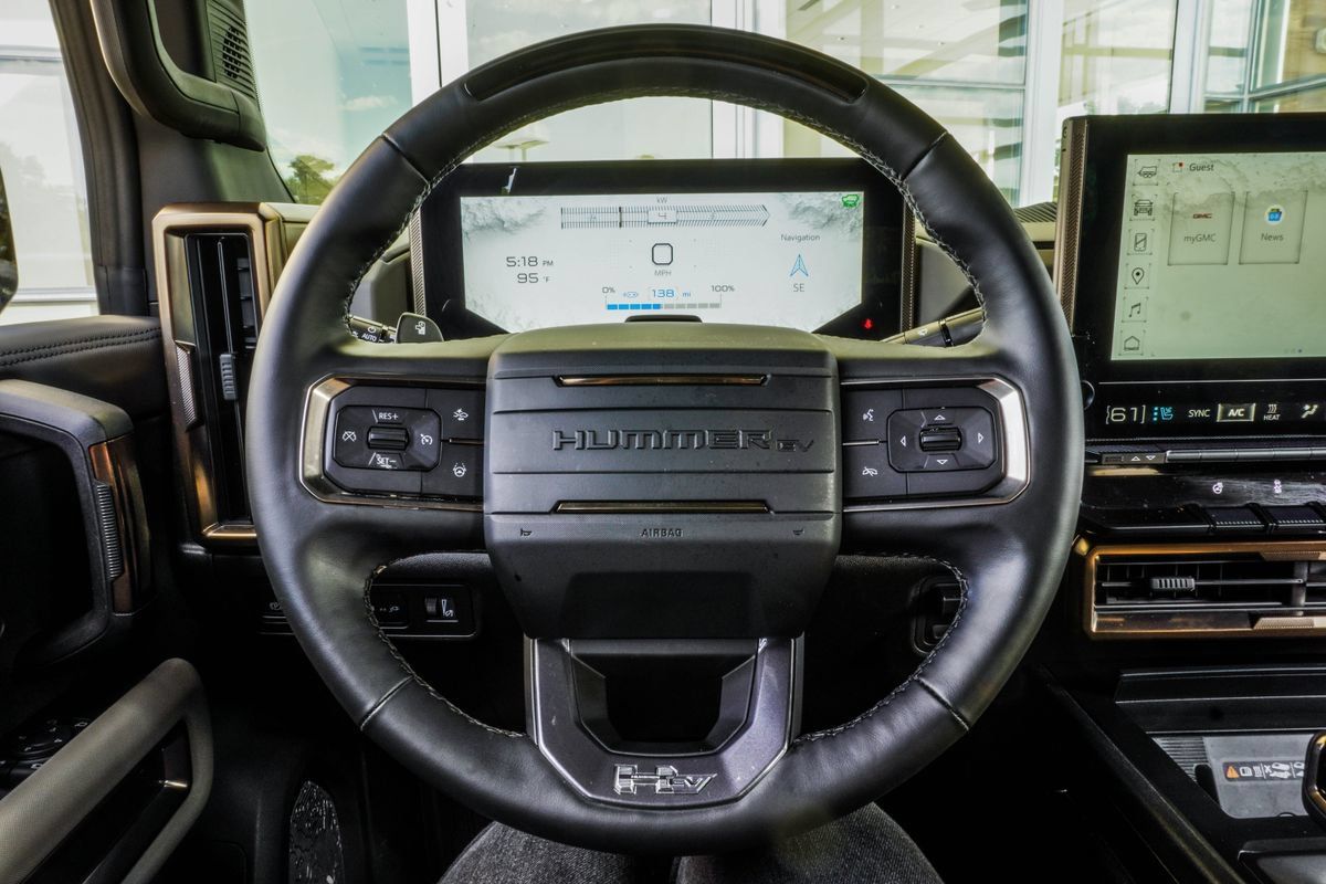 Used 2025 GMC Hummer EV 3X AWD/4WD image 15