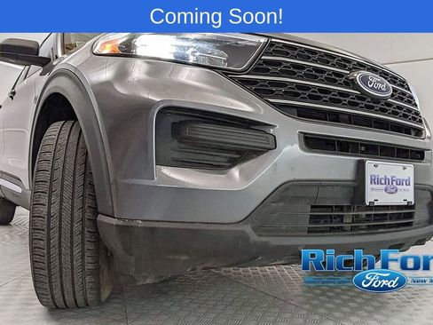 Certified 2023 Ford Explorer XLT w/ Class IV Trailer Tow Package image 24