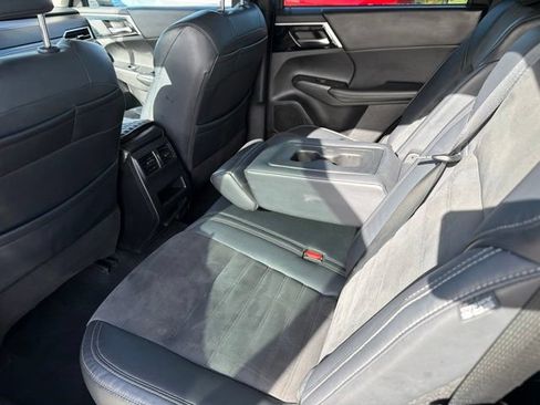 Used 2022 Mitsubishi Outlander SE FWD image 18