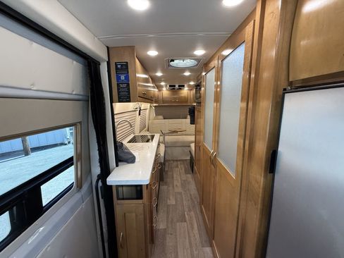 Used 2022 Mercedes-Benz Sprinter 3500 image 57