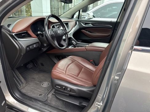 Used 2019 Buick Enclave Avenir w/ Avenir Technology Package image 6