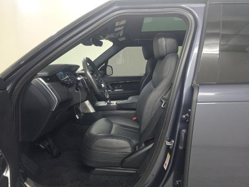 Used 2025 Land Rover Range Rover Long Wheelbase SE AWD/4WD image 5