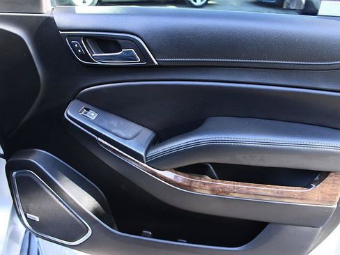 Used 2018 Chevrolet Tahoe LT RWD image 30