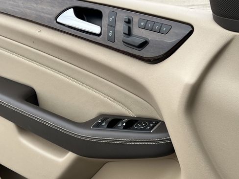 Used 2015 Mercedes-Benz ML 350 4MATIC image 28