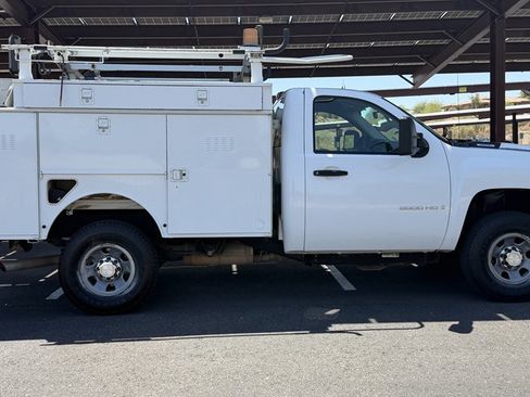 Used 2008 Chevrolet Silverado 3500 W/T RWD image 6