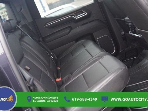 Used 2022 GMC Sierra 1500 SLT w/ SLT Premium Plus Package AWD/4WD image 15
