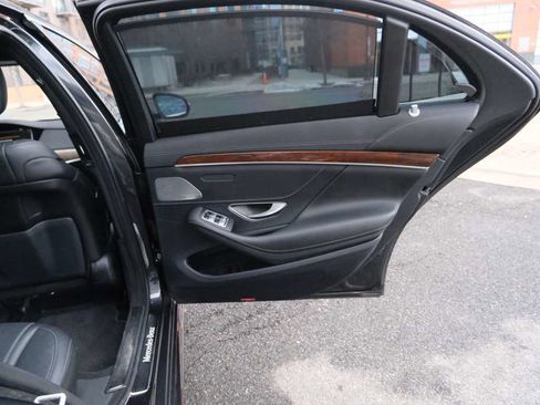 Used 2016 Mercedes-Benz S 550 4MATIC Sedan image 28