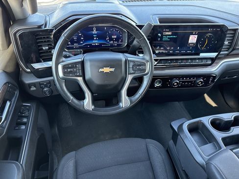 Used 2023 Chevrolet Silverado 1500 LT w/ Protection Package image 12