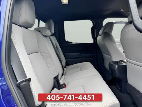 Used 2024 Toyota Tacoma SR5 AWD/4WD image 17