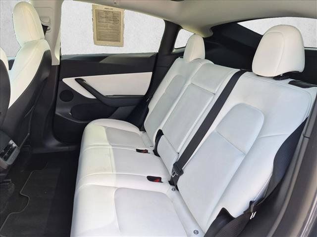 Used 2022 Tesla Model Y Performance AWD/4WD image 20