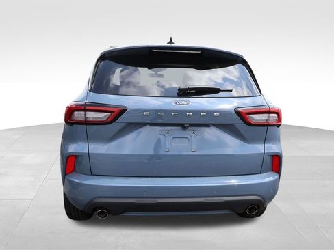 Used 2024 Ford Escape ST-Line w/ Tech Pack #1 image 9