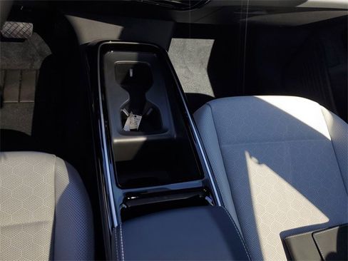 New 2025 Volkswagen ID.4 Pro S image 22