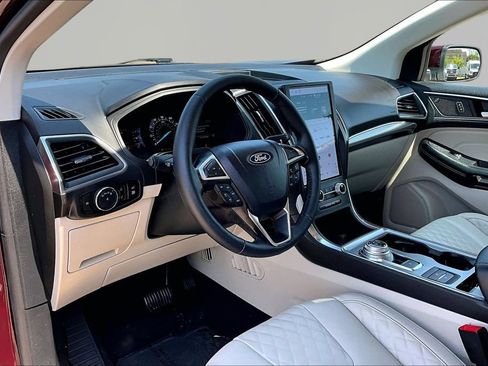 Certified 2024 Ford Edge Titanium AWD/4WD image 14