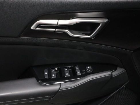 Used 2023 Kia Sportage EX image 22