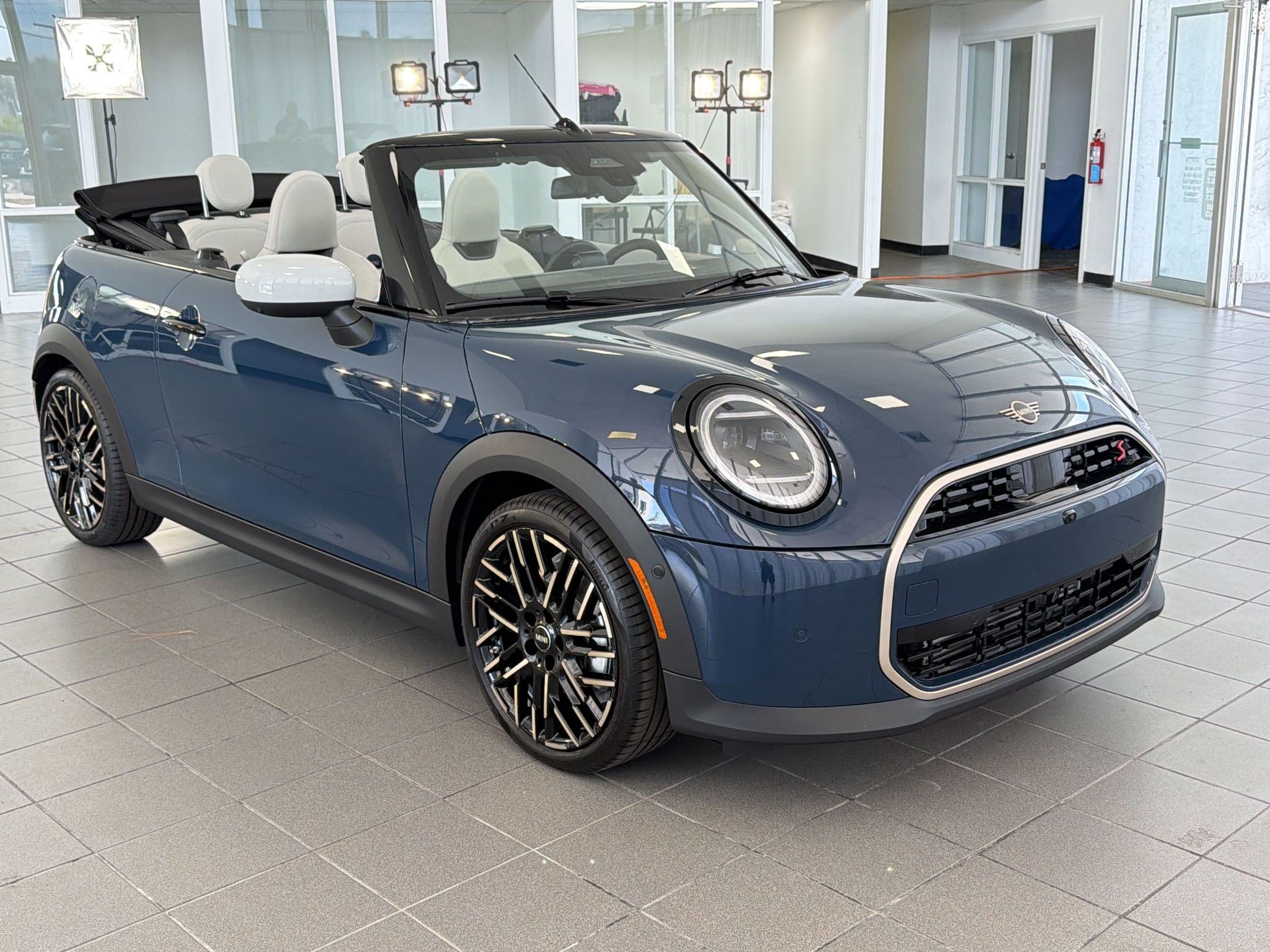 New 2026 MINI Cooper S FWD image 7