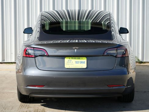 Used 2022 Tesla Model 3 image 48