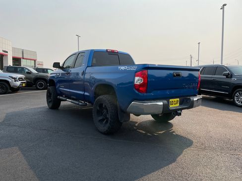 Used 2016 Toyota Tundra SR5 w/ TRD Off Road Package AWD/4WD image 5