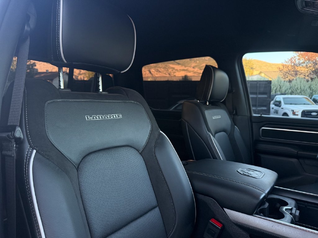 Used 2025 RAM 1500 Laramie w/ Sport Appearance Package AWD/4WD image 47