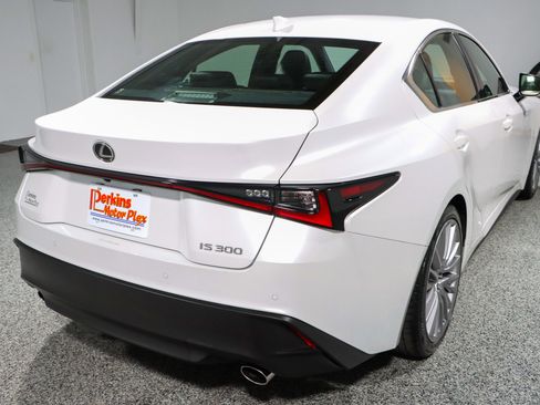 Used 2023 Lexus IS 300 w/ Premium Package image 7