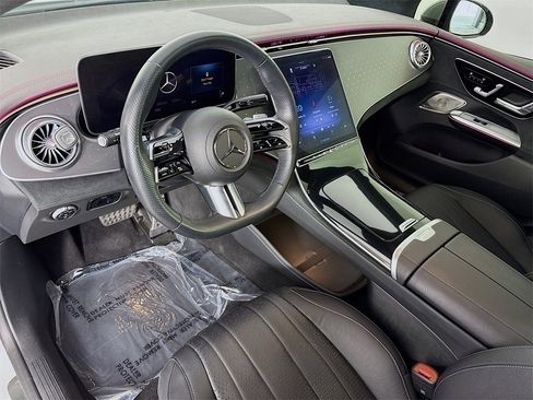 Certified 2023 Mercedes-Benz EQE 500 4MATIC Sedan image 9