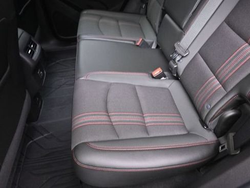 Certified 2024 Chevrolet Equinox RS FWD image 22
