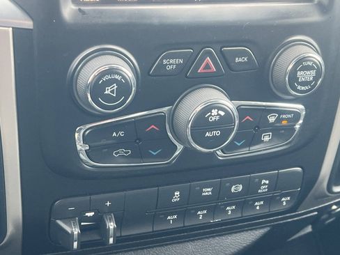 Used 2016 RAM 2500 Big Horn image 17