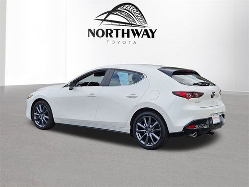 Used 2024 MAZDA MAZDA3 s image 5