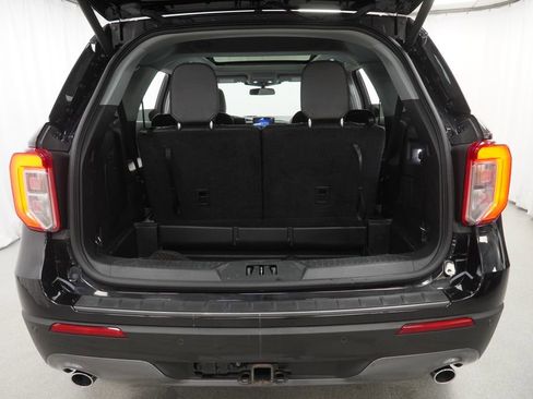 Used 2022 Ford Explorer XLT w/ Equipment Group 202A image 48