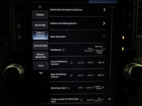 Used 2025 RAM 1500 Big Horn AWD/4WD image 29