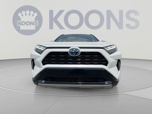 Used 2023 Toyota RAV4 XSE AWD/4WD image 11