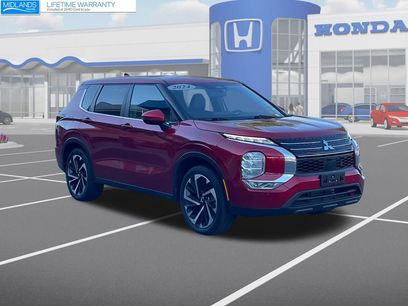 Used 2024 Mitsubishi Outlander SE
