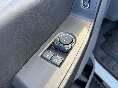 Used 2024 Ford F550 4x4 Regular Cab Super Duty image 26