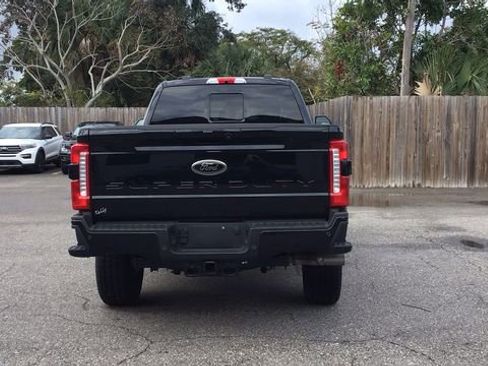 Certified 2025 Ford F350 Lariat w/ Lariat Ultimate Package image 6