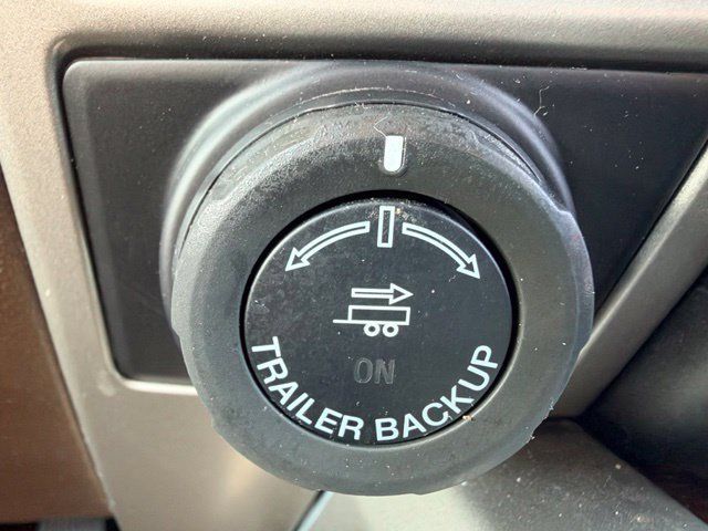Used 2020 Ford F250 King Ranch w/ King Ranch Ultimate Package AWD/4WD image 19