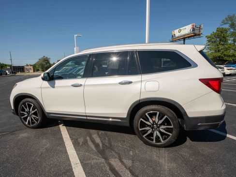 Used 2022 Honda Pilot Touring image 4