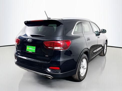 Used 2020 Kia Sorento LX w/ LX I4 Convenience Package image 10
