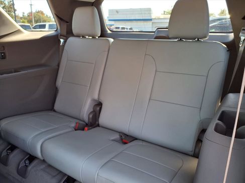 Used 2020 Chevrolet Traverse Premier w/ LPO, Floor Liner Package image 18