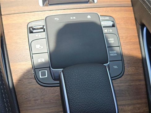 Used 2025 Mercedes-Benz GLE 450 4MATIC image 34