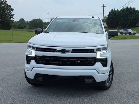Certified 2024 Chevrolet Silverado 1500 RST AWD/4WD image 3