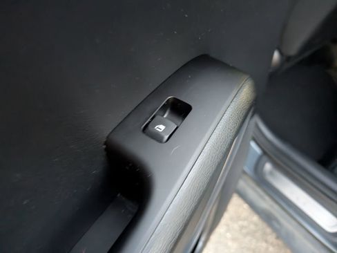 Used 2023 Kia Soul EX image 11