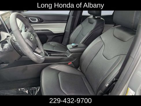 Used 2023 Jeep Compass Limited w/ Elite Group AWD/4WD image 7
