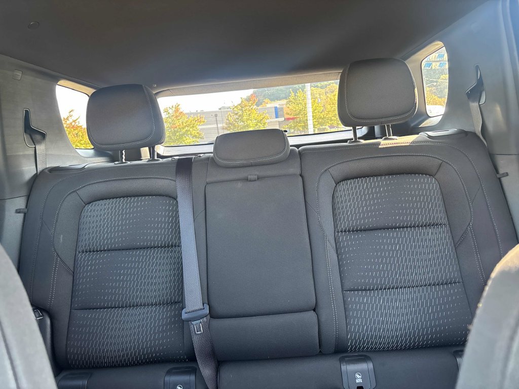 Used 2026 Chevrolet Equinox LT AWD/4WD image 19