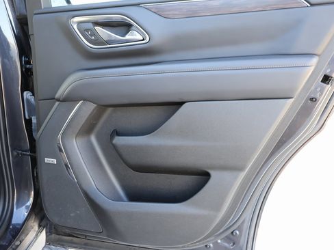 Used 2023 Chevrolet Tahoe Z71 image 11