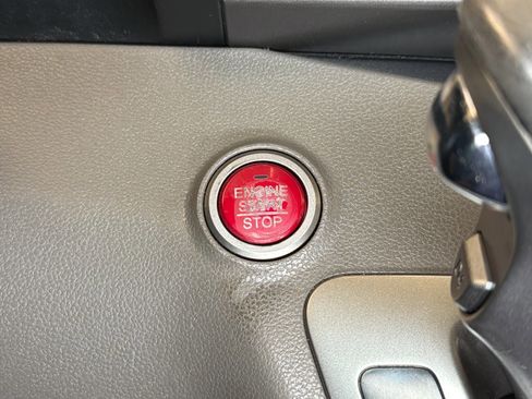 Used 2014 Honda Odyssey Touring image 24