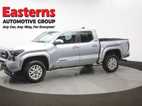Used 2024 Toyota Tacoma SR5 AWD/4WD image 58