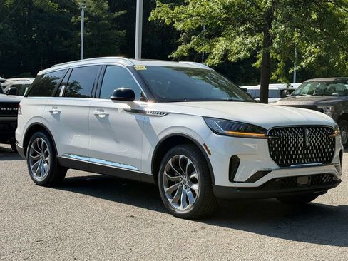 New 2026 Lincoln Aviator Reserve AWD/4WD image 1