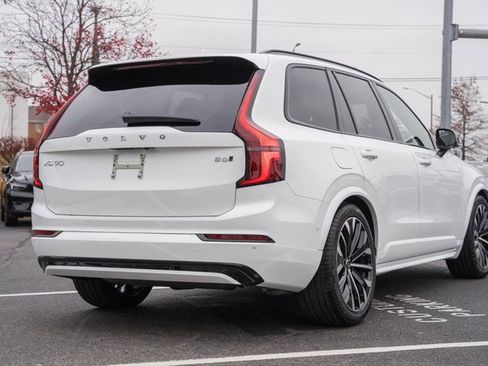 New 2026 Volvo XC90 B6 Ultra w/ Lounge Package image 4