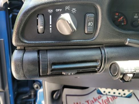 Used 1995 Chevrolet Camaro Z28 image 14