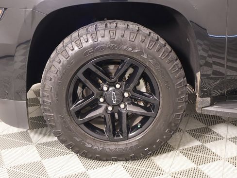 Used 2017 Chevrolet Tahoe LT image 18